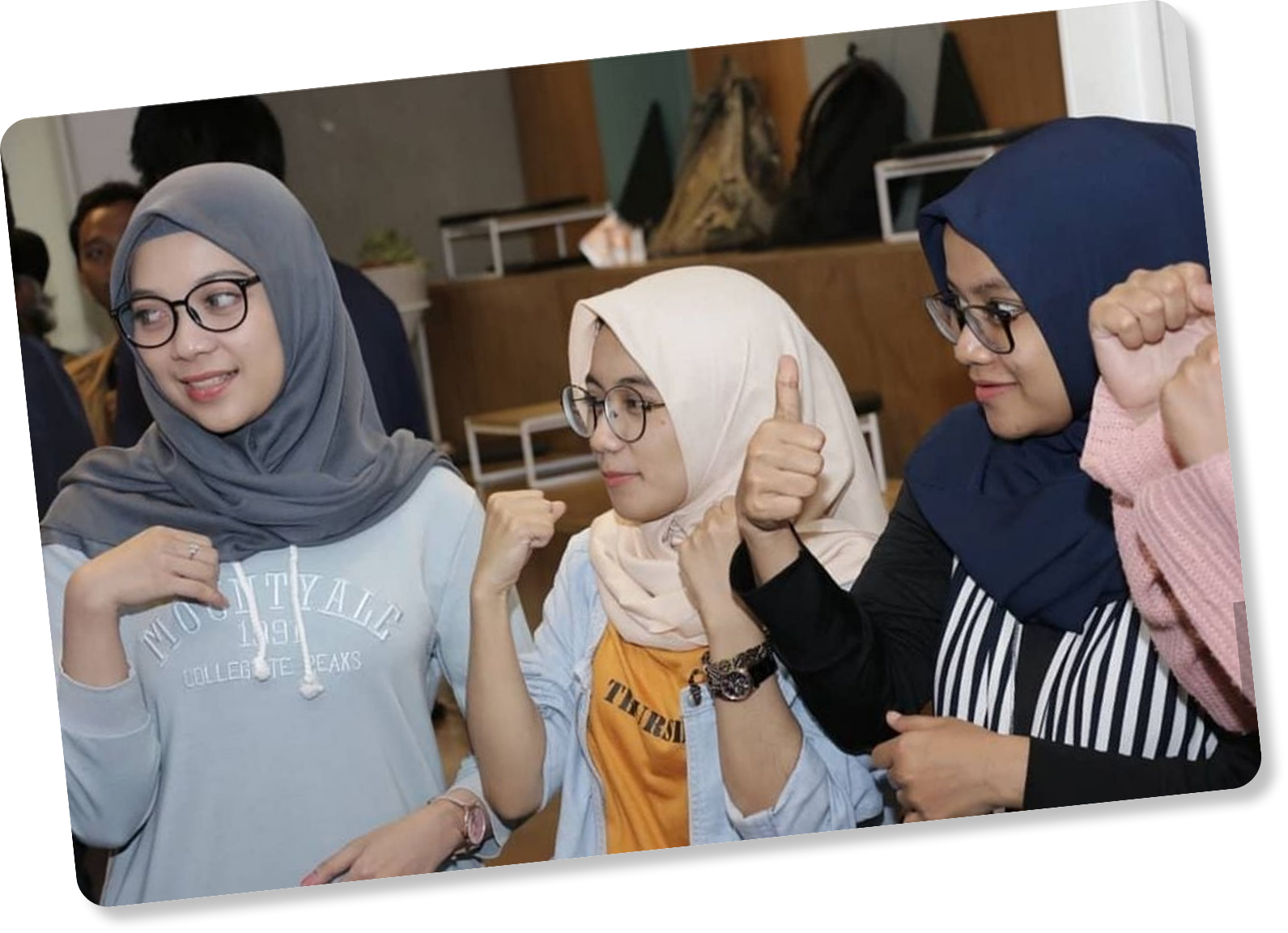 Dokumentasi interaksi dengan komunitas Tuli